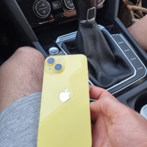 IPHONE 14 NOV 2.6.2023-RAČUN,GARANCIJA,ZAŠTITA EKRANA