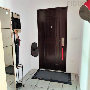 Stan s galerijom - širi centar Osijeka
