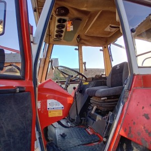 Traktor Steyr 8100