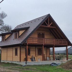 Emaus drvene kuće