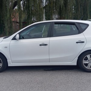 Hyundai i30 2011.god,reg.11/23,plin,4000 eura