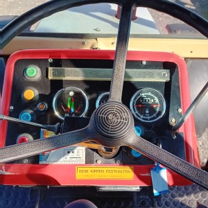 Traktor Steyr 8100