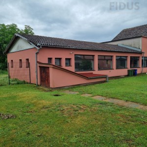 Poslovno stambena zgrada - Uglješ