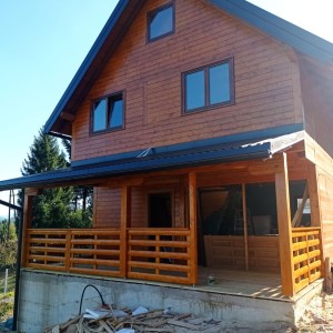 Emaus drvene kuće
