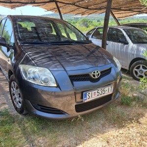 Osobni automobil