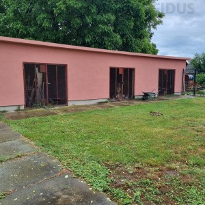 Poslovno stambena zgrada - Uglješ