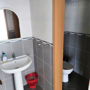 Poslovni prostor s parkirnim mjestima - centar Osijeka