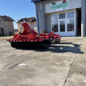 KRATKA TANJURAČA 2,5m S PAKER VALJKOM