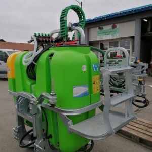 Prskalica 800L, 12m grane - stalni tlak - NOVA