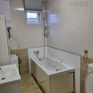 Trosoban stan u prizemlju - Retfala (Osijek)