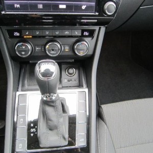 Skoda Superb Ambition 2.0 TDI XENON NAVI DSG