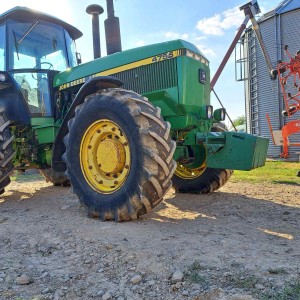 John Deere 4755