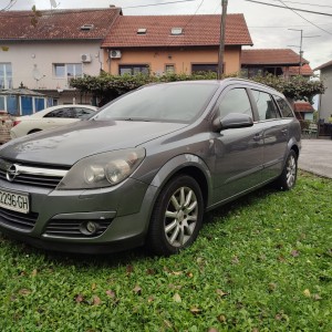 Opel Astra 1.7 cdti karavan