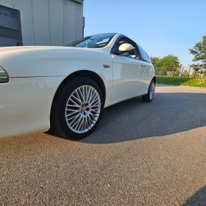 ALFA ROMEO 147 1.9 JTD
