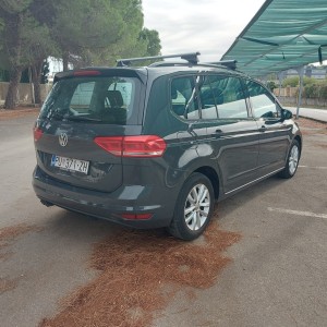 VW Touran 2,0 TDI DSG Highline