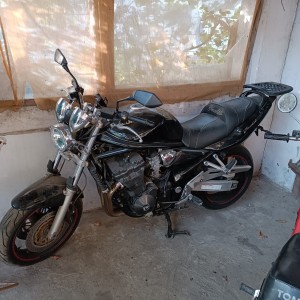 Suzuki Bandit 1200s
