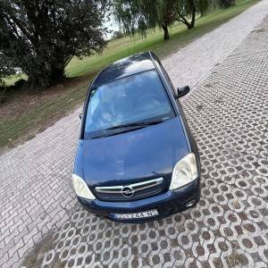 Opel Meriva 1.3 cdti 4/24