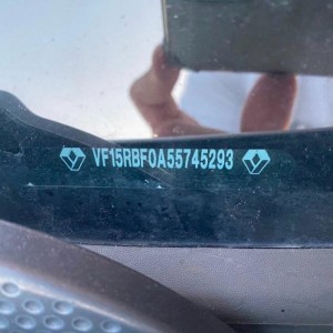 RENAULT CLIO 2016 1,5DCI_AKCIJ_NAVI PDC REG04/ 24SERVISNA KLIMA N Gum