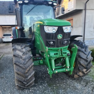Traktor john deere 6130r