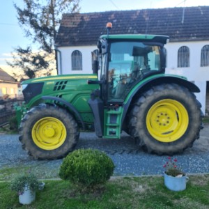 Traktor john deere 6130r