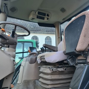 Traktor john deere 6130r