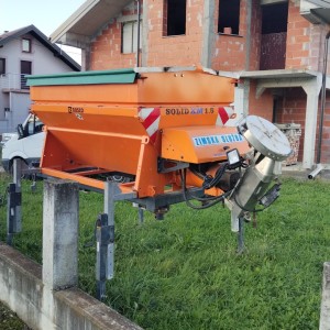 Ralica i posipač soli
