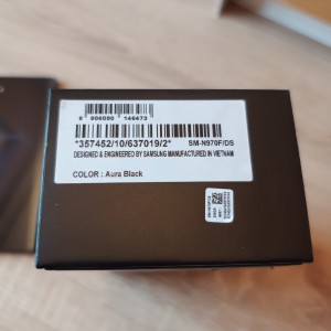 P: Samsung Galaxy Note 10