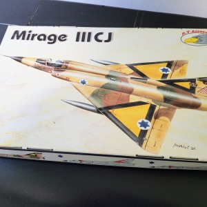 Maketa aviona avion Mirage III 1/72 1:72