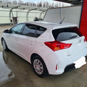 Toyota Auris 1,4d4d 2014.g,181300km prvi vlasnik ČK