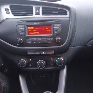 Kia ceed SW 1.4 crdi