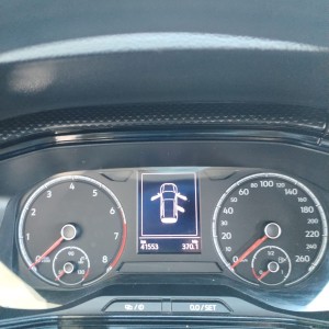 VW T CROSS