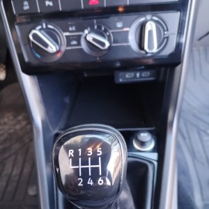 VW T CROSS