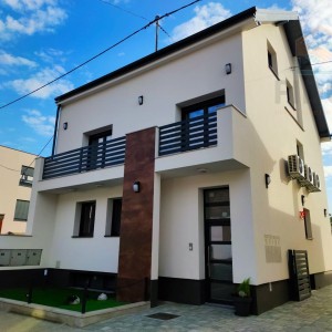 Trosoban stan s parkingom - Retfala (Osijek)