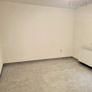 Dvosoban stan s terasom - Vij. I. Meštrovića (Osijek)