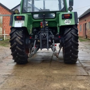 Prodajem traktor Fendt 309LSA Farmer