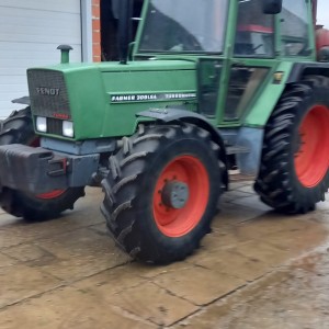 Prodajem traktor Fendt 309LSA Farmer