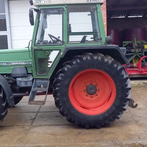 Prodajem traktor Fendt 309LSA Farmer
