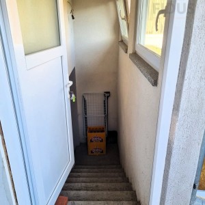Obiteljska kuća s garažom - Tenja