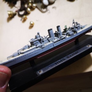 Brod Exeter metalna maketa 1/1250 model