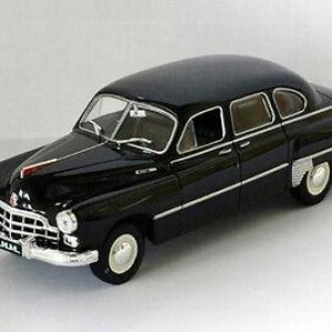 Model maketa automobil GAZ 12 ZIM 1/43 1:43