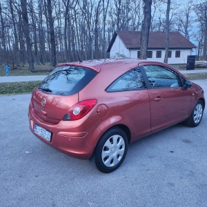 OPEL CORSA 1.4 BENZIN 2012.