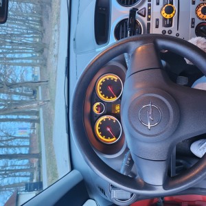 OPEL CORSA 1.4 BENZIN 2012.