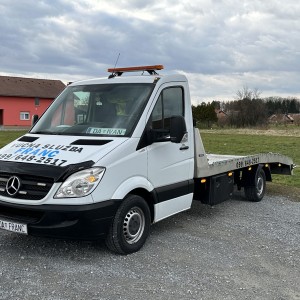 VUČNA SLUŽBA MERCEDES SPRINTER *B-kat* klima, kuka, vitlo