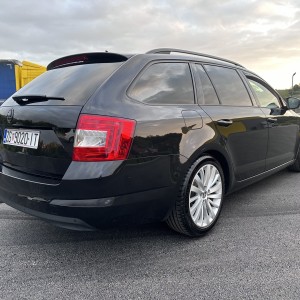 ŠKODA OCTAVIA Combi 2.0 TDI DSG