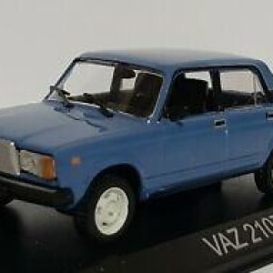Model maketa automobil VAZ 2107/Lada 1/43 1:43