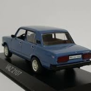 Model maketa automobil VAZ 2107/Lada 1/43 1:43