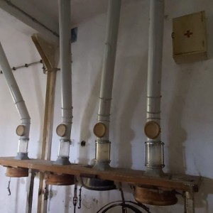 Prodajem stari pogon mlona.
