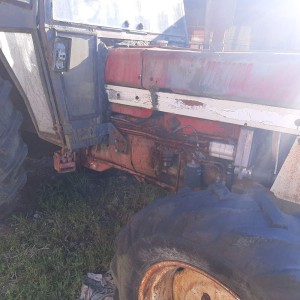 Traktor IHC 844 s