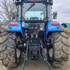 TRAKTOR NEW HOLLAND