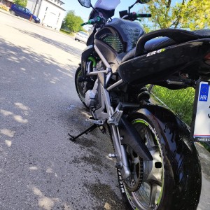 Kawasaki Er6n